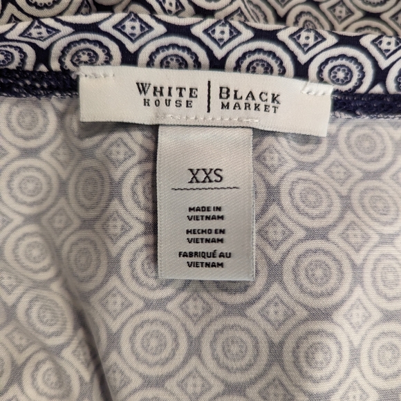 White House Black Market Top - Picture 4 of 4